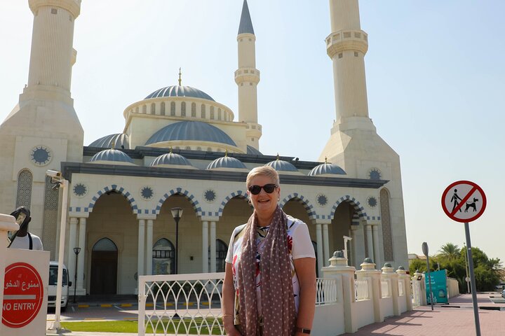 Dubai Frame Tickets, Creek, Souks & Blue Mosque Guided Tour - Image 5