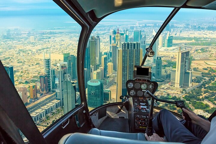 Dubai Helicopter Tours ( 12 Minutes Flight ) - Image 2