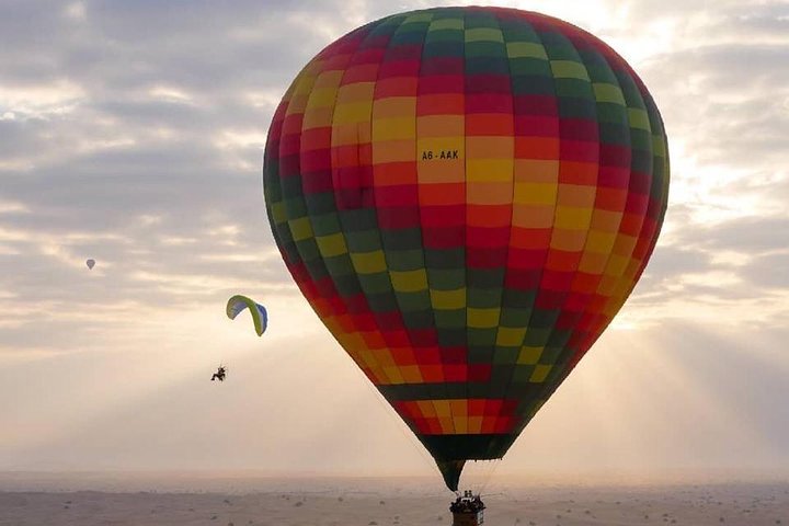Dubai Hot Air Balloon Ride over Dubai Desert  - Image 5