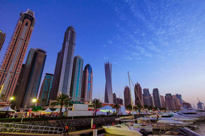 Dubai Marina Dhow Dinner Cruise - Image 3