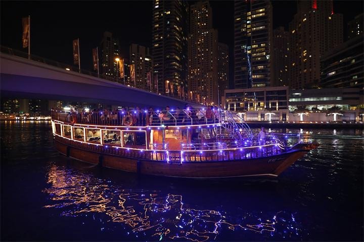 Dubai Marina dhow sightseeing cruise with dinner - Image 1