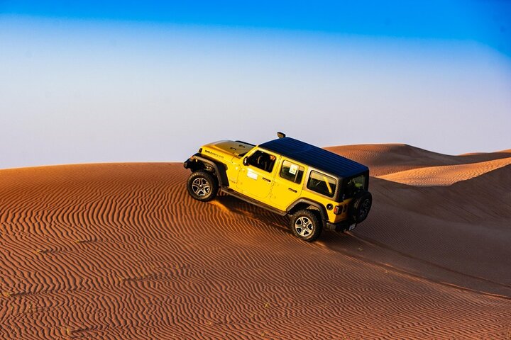 Dubai Premium VIP Desert Safari with Dune Bashing & Luxury Dinner - Image 3