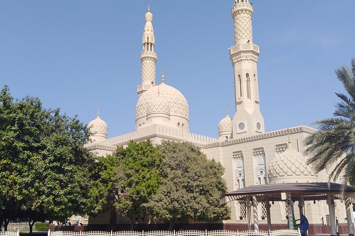 Dubai Private 4-Hour Tour With professional Driver - Image 5