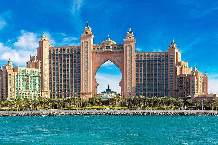 Dubai Private City Tour with Dine in Atlantis The Palm - Image 2
