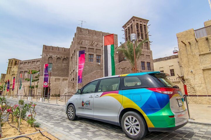 Dubai Private Vehicle Hire with Experienced Driver - Image 3