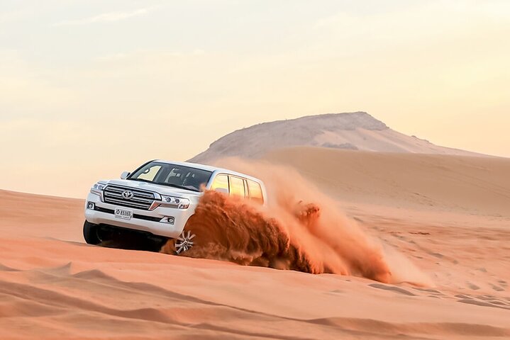 Dubai Red Dune Desert Safari With BBQ Dinner - Image 1