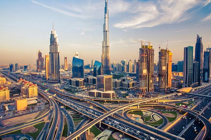 Dubai Sightseeing 4 Hours City Tour with Pick Up - Image 1