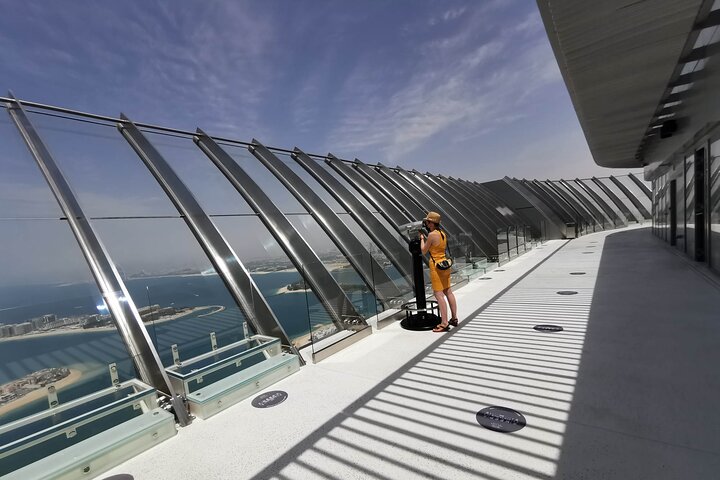 Dubai Sightseeing Tour with Admission to The Palm View Tower and Pickup - Image 4
