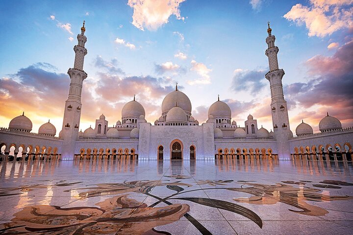 Dubai To Abu Dhabi Unveiling Sheikh Zayed Mosque Private Tour - Image 1