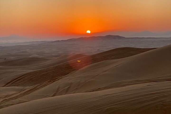 Dubai: Unique SUNRISE 4WD Red Dunes Safari  - Image 3