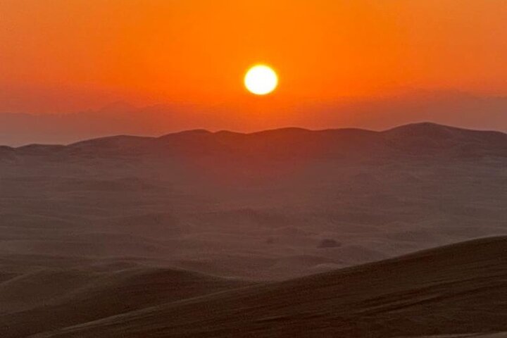Dubai: Unique SUNRISE 4WD Red Dunes Safari  - Image 4