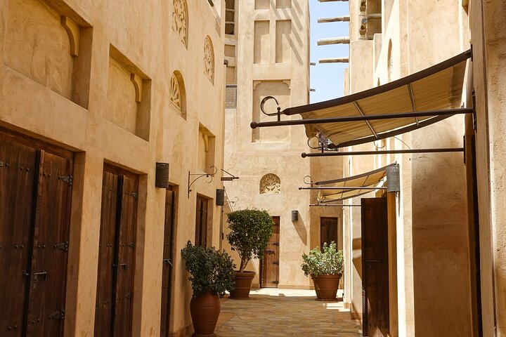 Dubai's Old Town Tour And have Lunch With Locals - Image 2