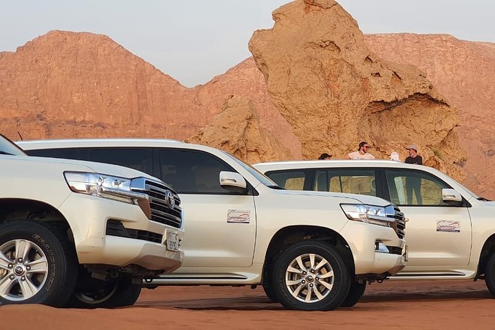 Evening Desert Safari with Bbq Dinner and Entertainment - Image 2