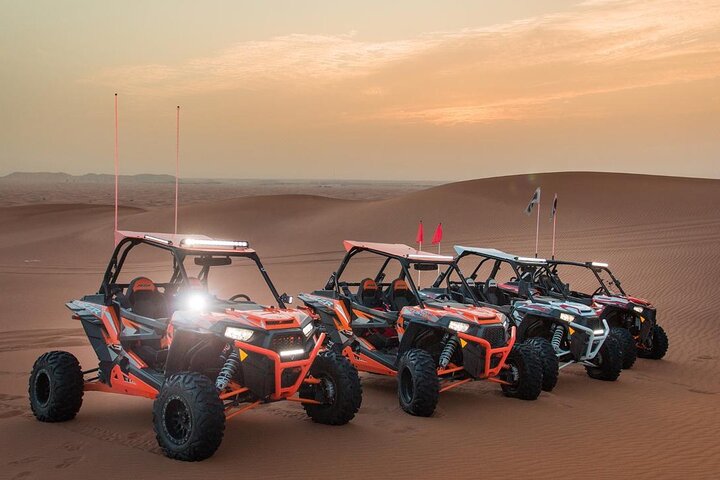 Evening Red Dunes Desert safari Tour with BBQ Dinner - Image 4