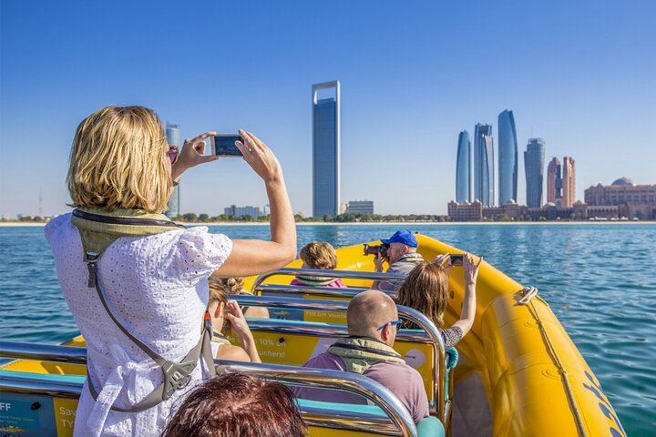 Exclusive Abu Dhabi City Private Tour with Yellow Boat Ride - Image 1