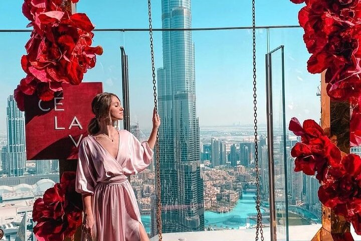 Executive Dining Experience at CE LA VI Dubai with Transfers - Image 1