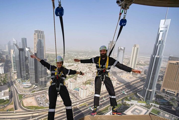 Experience 40 Minutes Sky Views Dubai With Transfers - Image 2