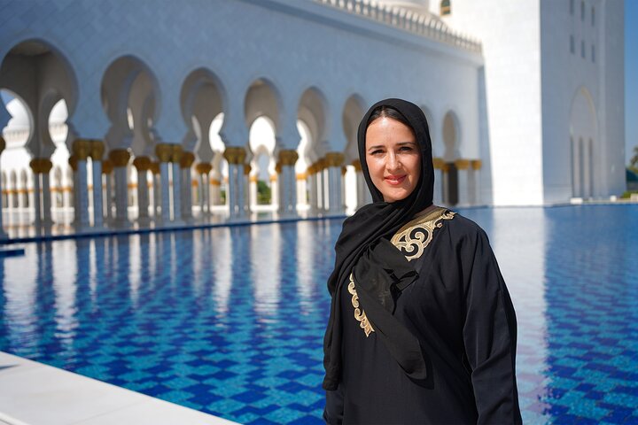 From Dubai: Half Day Sheikh Zayed Grand Mosque Guided Tour - Image 5