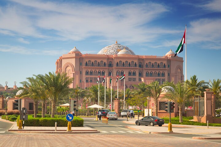 Full-Day Abu Dhabi City Tour with Local Guide from Dubai - Image 2