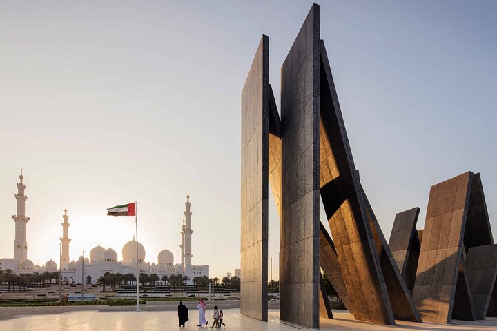Full Day Abu Dhabi Tour with Sheikh Zayed Grand Mosque & Qasr Al Watan Palace - Image 1