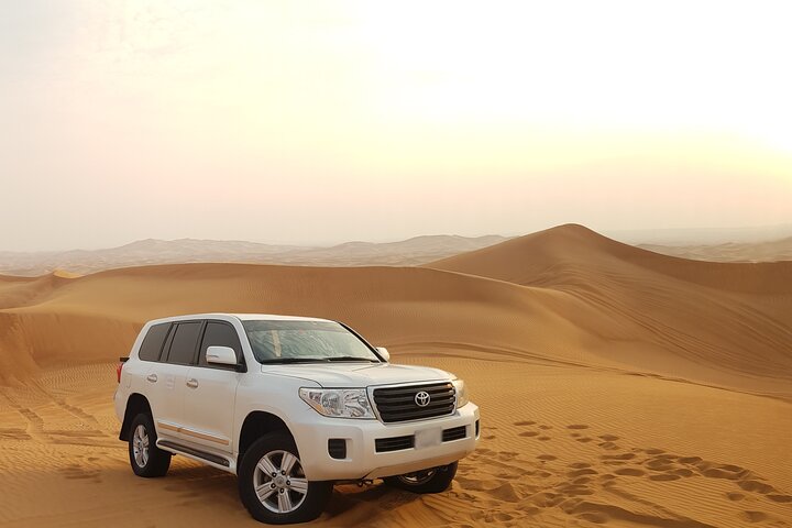 Full-Day Guided Evening Desert Safari Tour in Dubai - Image 1