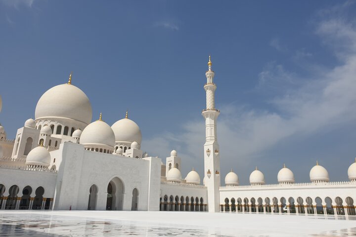 Full Day Private Tour in the UAE Capital - Image 1