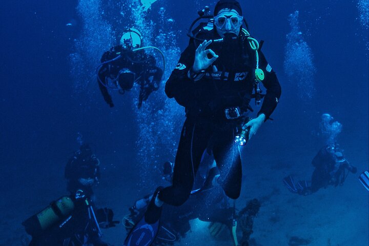 Guided Scuba Diving Adventure in Jumeirah Dubai - Image 4