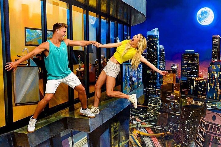 Half Day Dubai City Tour & Amazing Museum Of Illusion Ticket - Image 1