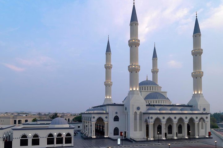 Half-Day Dubai City Tour with Dubai Frame Tickets - Image 4