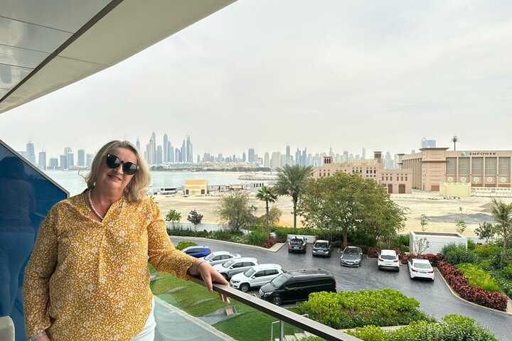Half Day Dubai Guided City Tour on Private SUV - Image 1