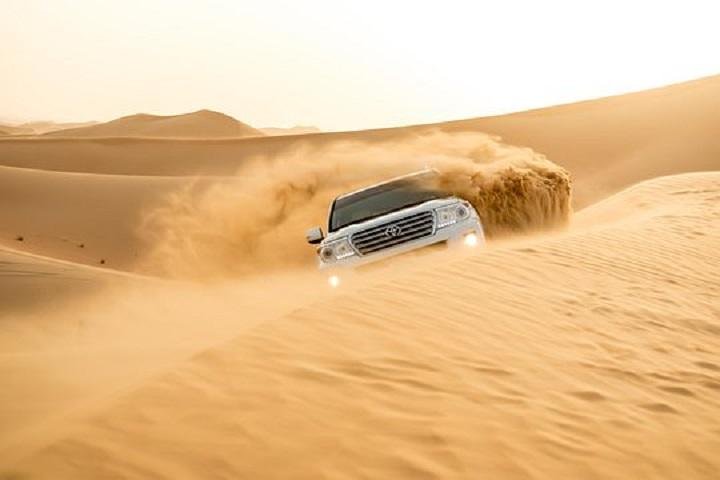 Half-Day Sheikh Zayed Grand Mosque Tour & Dubai Evening Desert Safari Combo - Image 3