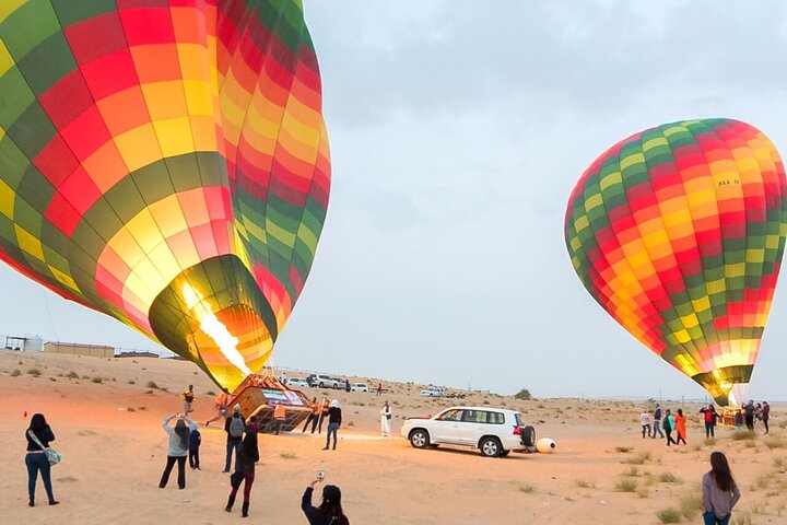 Hot Air Balloon Flight in Dubai with Breakfast, Falconry and Camel Ride - Image 1