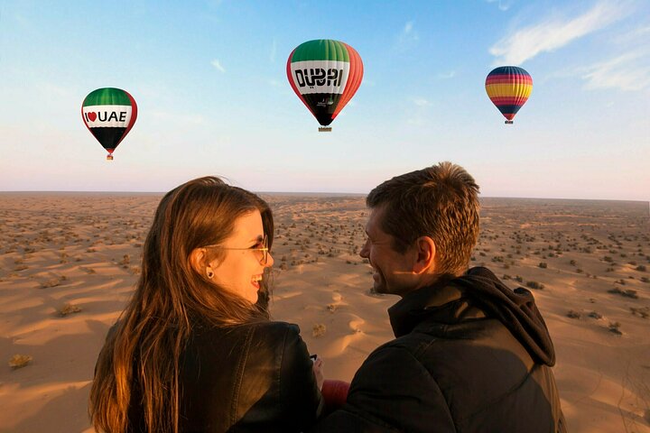 Hot Air Balloon Flight in Dubai with Refreshments Including Pickup & Drop off - Image 1