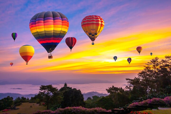 Hot Air Balloon Flight in Dubai with Refreshments Including Pickup & Drop off - Image 3