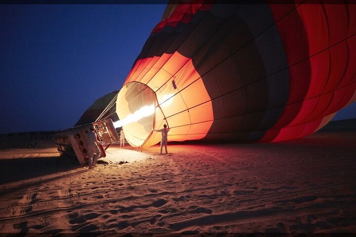 Hot Air Balloon Flight in Dubai with Refreshments Including Pickup & Drop off - Image 5