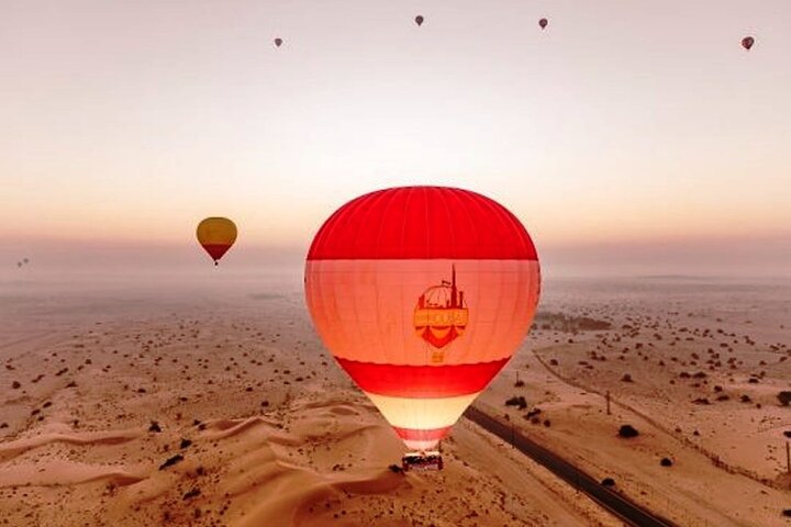 Hot Air Balloon Ride in Dubai with Pickup - Image 3