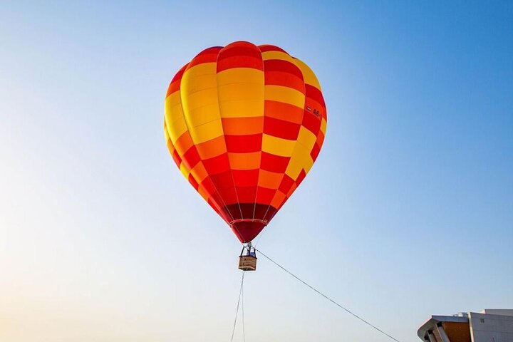Hot Air Balloon Ride in Dubai with Pickup - Image 1