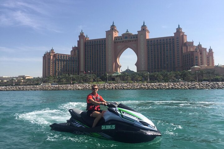 Jet Ski Adventure in Dubai - Image 3