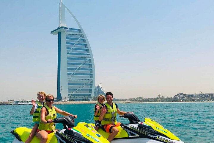 Jet Ski Adventure in Dubai - Image 4