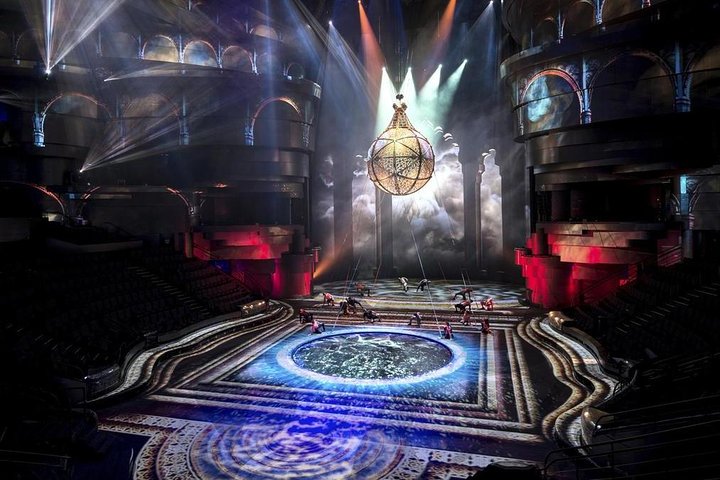 La Perle Show by Dragone Dubai With Private Transfers - Image 1