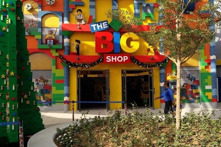 Legoland Dubai tour with private transfers - Image 3