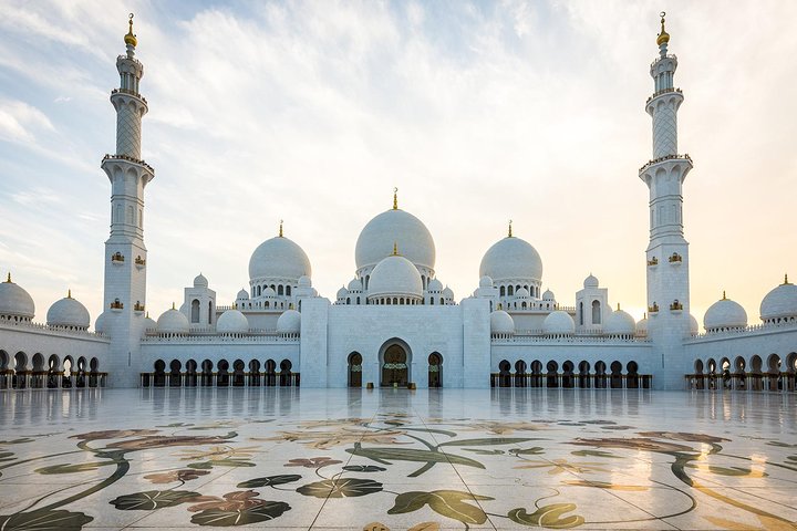 Louvre Museum Abu Dhabi and Grand Mosque Tour from Dubai - Image 3