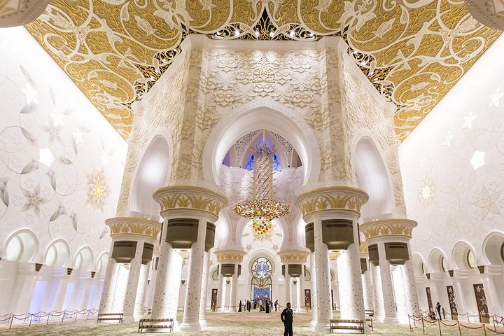 Louvre Museum Abu Dhabi and Grand Mosque Tour from Dubai - Image 2