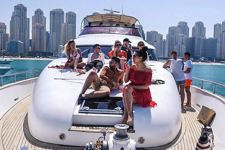 Luxury Private 2 hour Yacht Ride - The ultimate Dubai experience  - Image 2