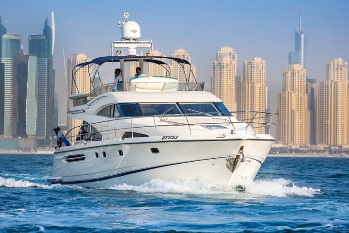 Luxury Private 2 hour Yacht Ride - The ultimate Dubai experience  - Image 1