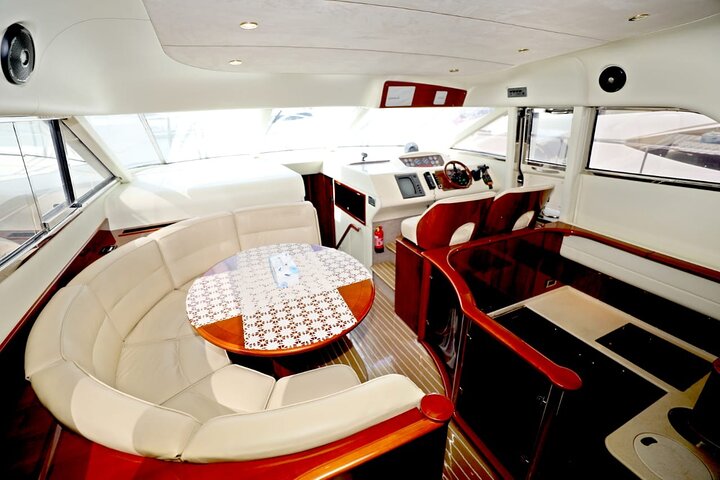 Luxury Shared Yacht Tour in Dubai Marina with Food - Image 2