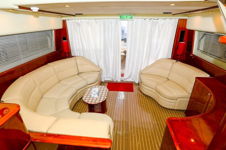Luxury Shared Yacht Tour in Dubai Marina with Food - Image 4