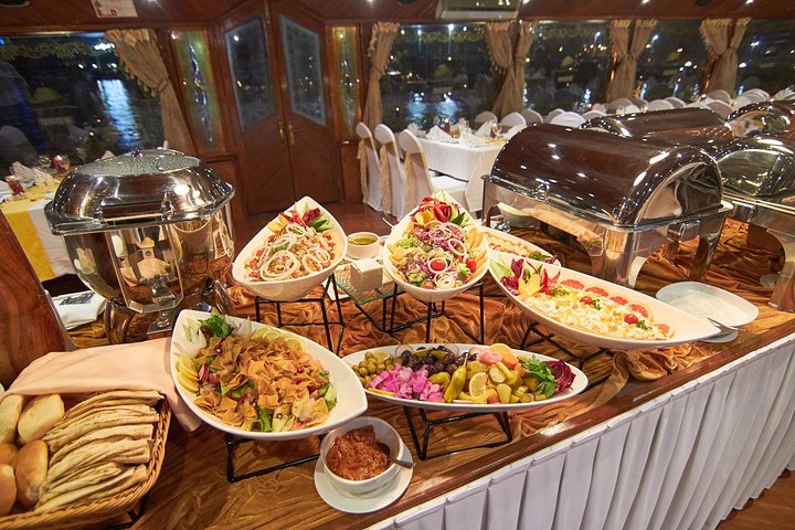 Marina Cruise Dinner from Dubai - Image 4