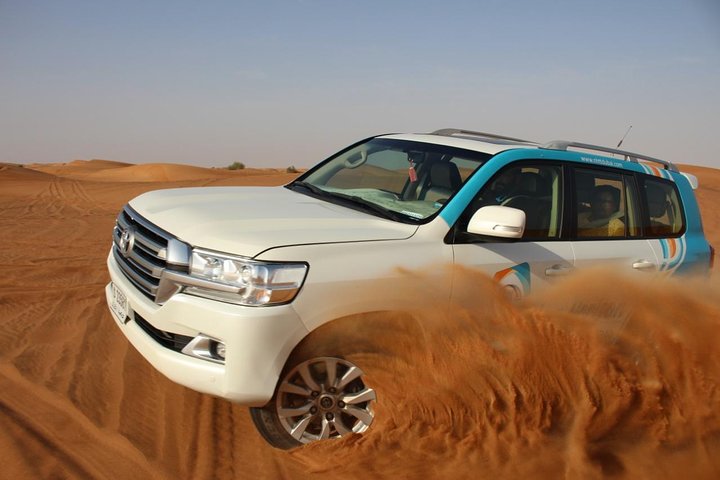 Morning Desert Safari in Red Dunes & Sand Boarding with Photography from Dubai - Image 5