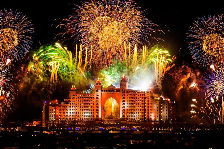 New Year's Eve Celebration: Deluxe Marina Dinner Cruise - Image 1